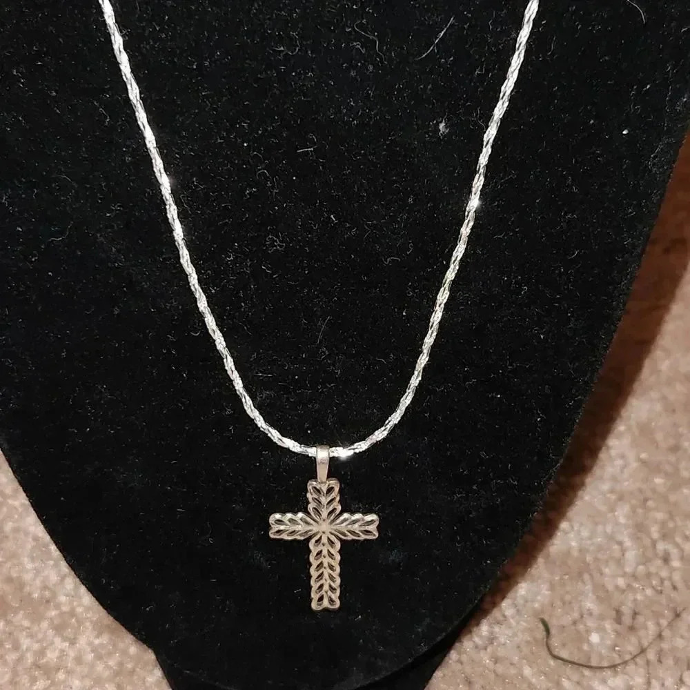 Silver cross - Picture 3 of 6